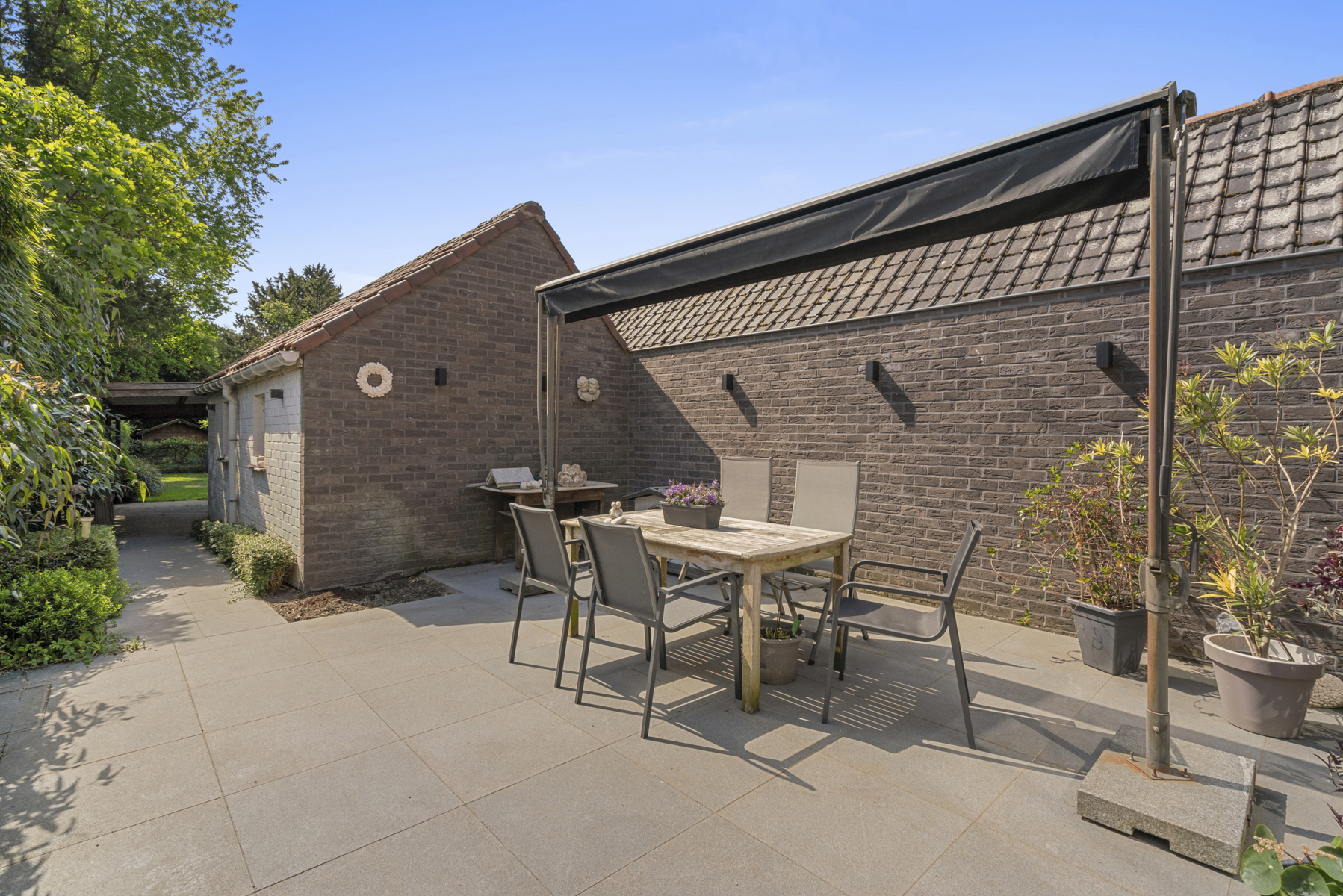 Gezellige, instapklare woning met garage en tuin - foto 1