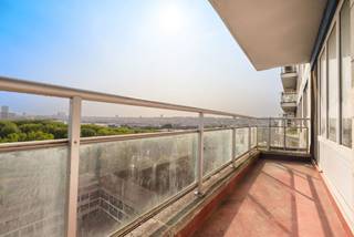 ANDERLECHT, close to shops and transport links, charming apartment of approx. 73m² located on the 11th floor. It is composed as follows: entrance hall, living room of approx. 27m², semi-equipped kitchen, hallway, 2 bedrooms (approx. 9m² and approx. 12m²), bathroom, separate toilet, terrace of approx. 7m² and cellar. All surface areas are given as an indication. PEB: D, 36kg/ (m²/year). INFORMATION TREVI NORD: 02.410.10.30.
Visit our Facebook page Trevi Nord