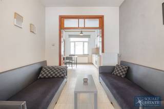 Square Estate biedt u dit prachtige, volledig te renoveren opbrengst pand aan, gelegen in een rustige wijk in Neder-Over-Hembeek.Het bestaat uit 3...