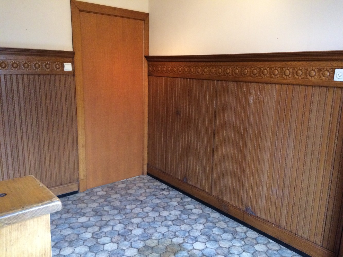 Ruim renovatieproject op uitstekende ligging te Kuringen. - foto 4