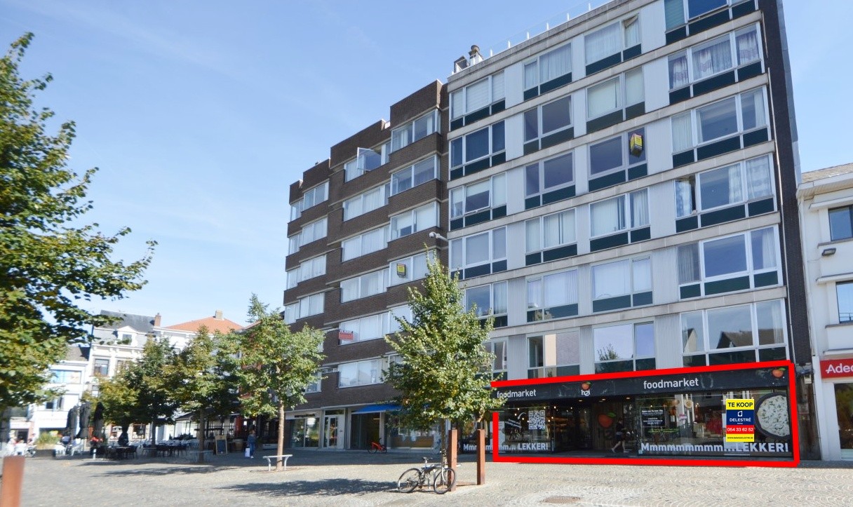 Opvallend instapklaar handelspand met 17 m gevelbreedte en topvisibiliteit - foto 1