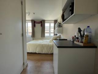 ACADEMIEJAAR 2025-2026 - ENKEL STUDENTEN/STUDENTS ONLYIn de Riddersstraat bieden we met veel plezier enkele kamers met eigen sanitair aan in dit...