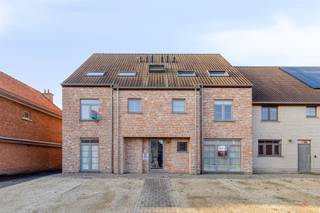 GROUND FLOOR APARTMENT WITH 2 BEDROOMS IN THE HEART OF GOTTEM, DEINZEDiscover this ready-to-use and bright ground floor apartment, located in the...