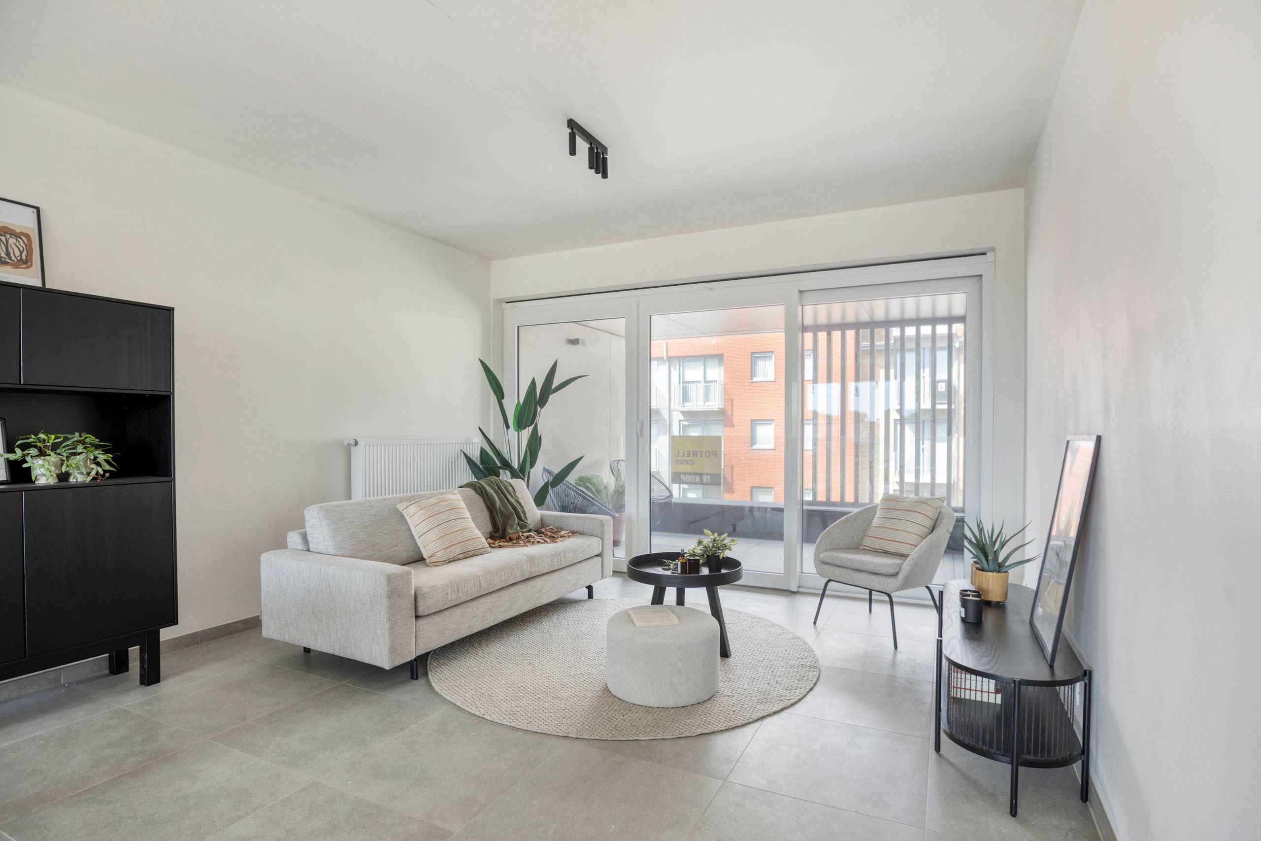 Gezellig gelijkvloers appartement met tuin in Veurne - foto 1