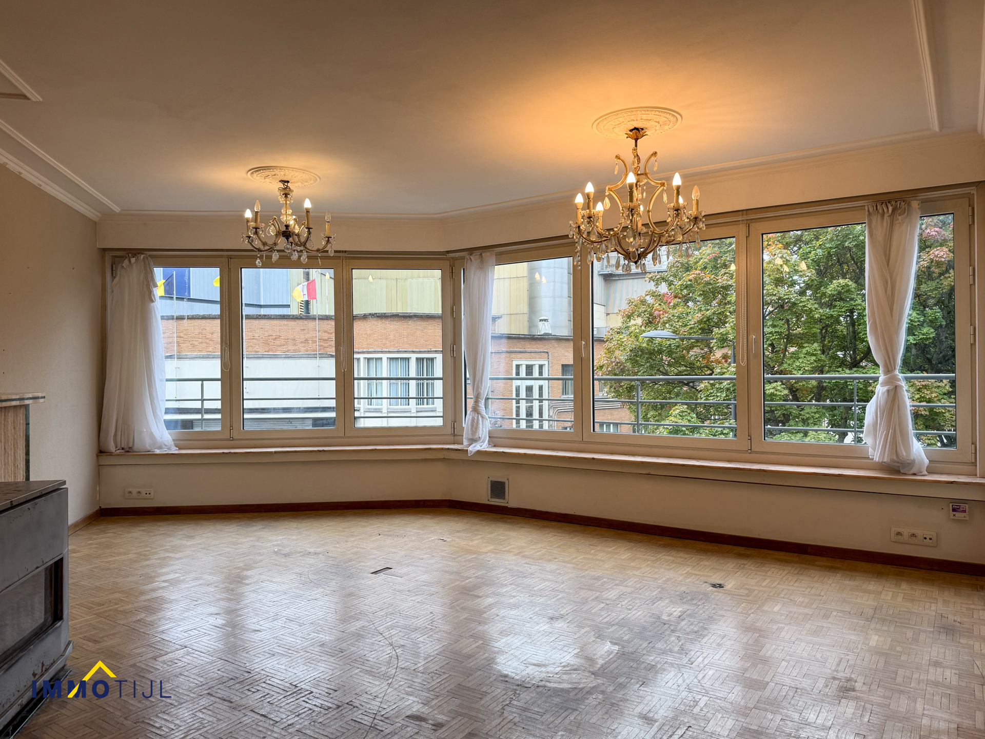 Appartement met terras en 2 slaapkamers te centrum Aalst! - foto 2