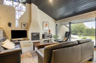 Dit vrijstaande huis wordt te koop aangeboden in Grobbendonk. Gelegen op een perceel van 772 m², combineert dit pand een rustige ligging met...