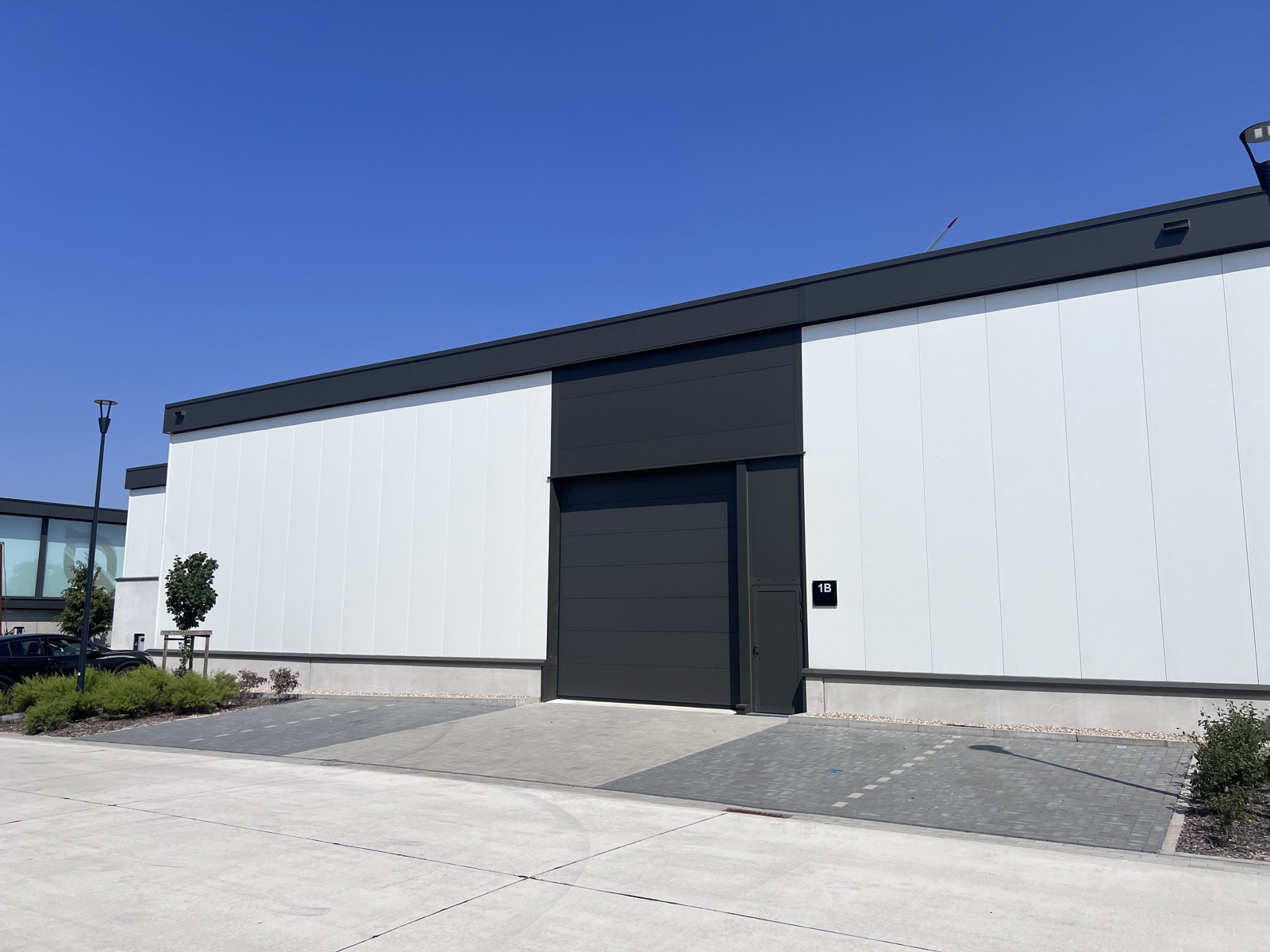 Commercial for rent in Dilsen-Stokkem - photo 4