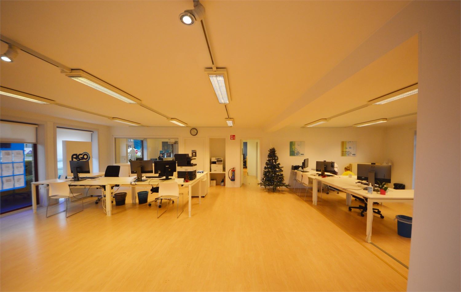 ZICHTLOCATIE MET VOORGELEGEN PRIVE PARKING - foto 5