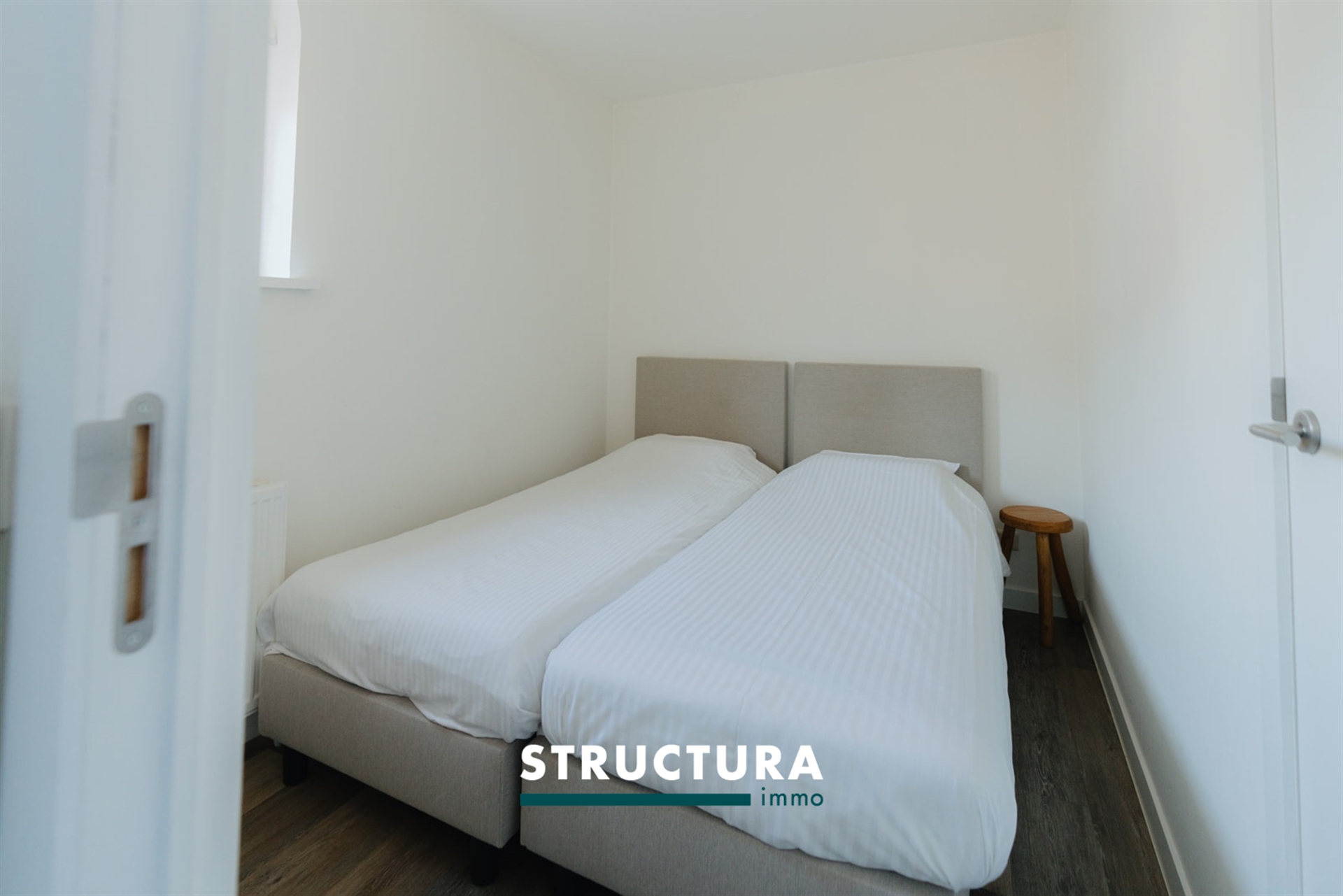 Bemeubelde studio op centrale ligging - foto 4