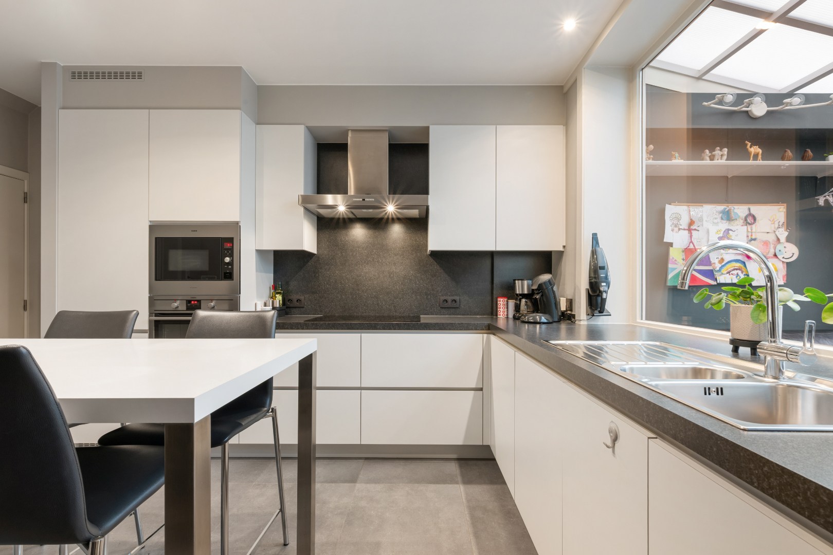 Instapklare gezinswoning met 3 slaapkamers te Lokeren! - foto 5