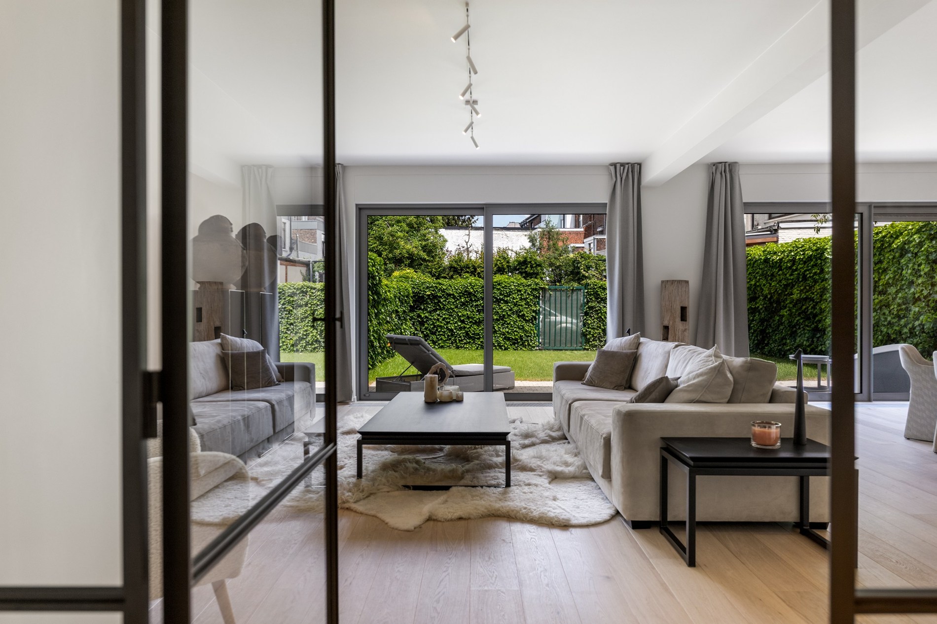Schitterend appartement met tuin op toplocatie! - foto 5