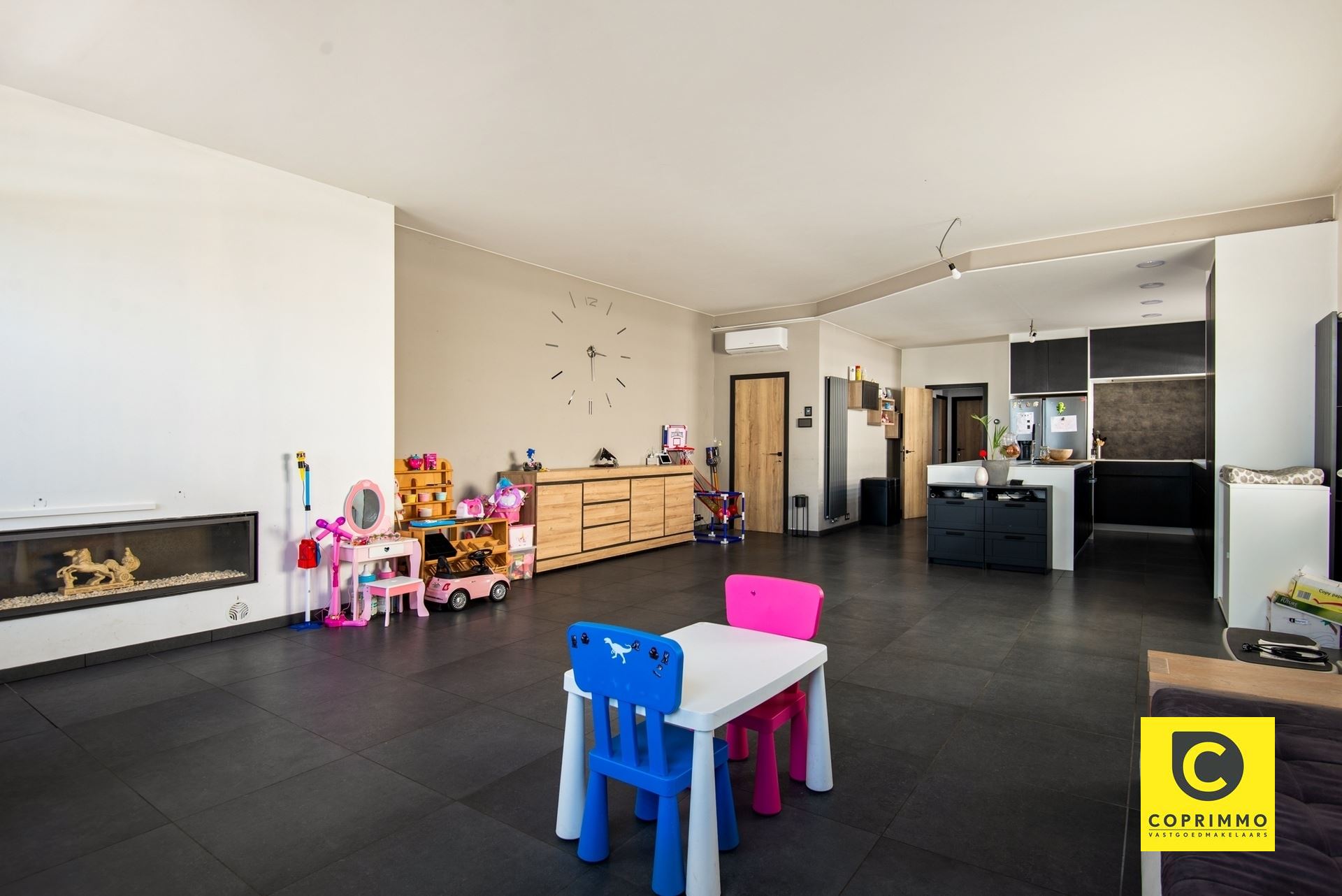 Woning: 4 slk + magazijn - foto 4