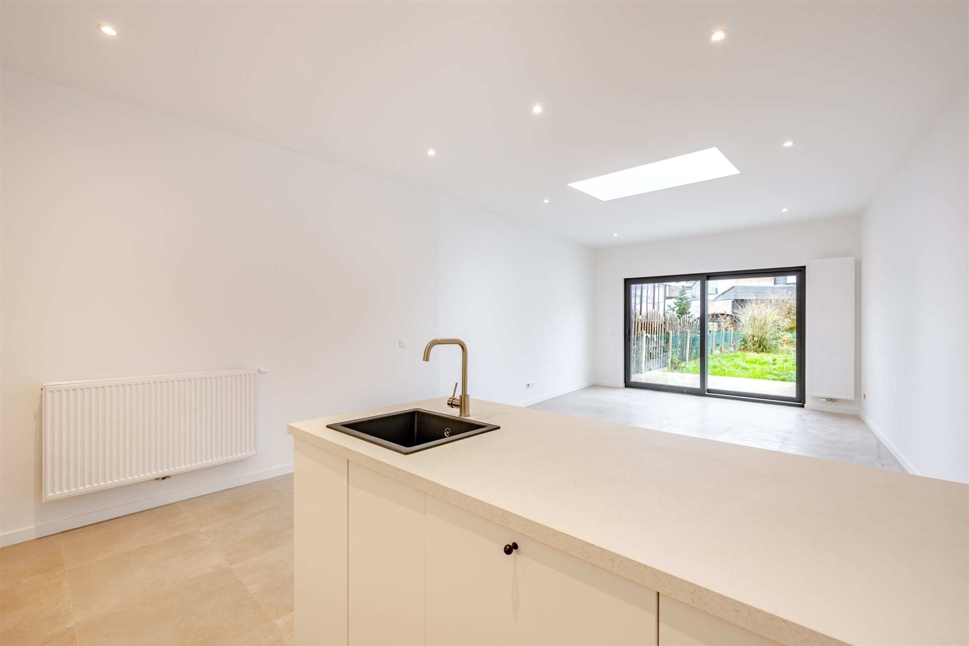 Instapklare woning met 3 slaapkamers en tuin - foto 4