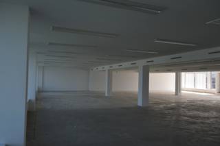 Prachtig kantoorgebouw met uitzicht op het hart van de stad. Kantoor gelegen in het hart van Brussel, in de Europese wijk, dichtbij openbaar...