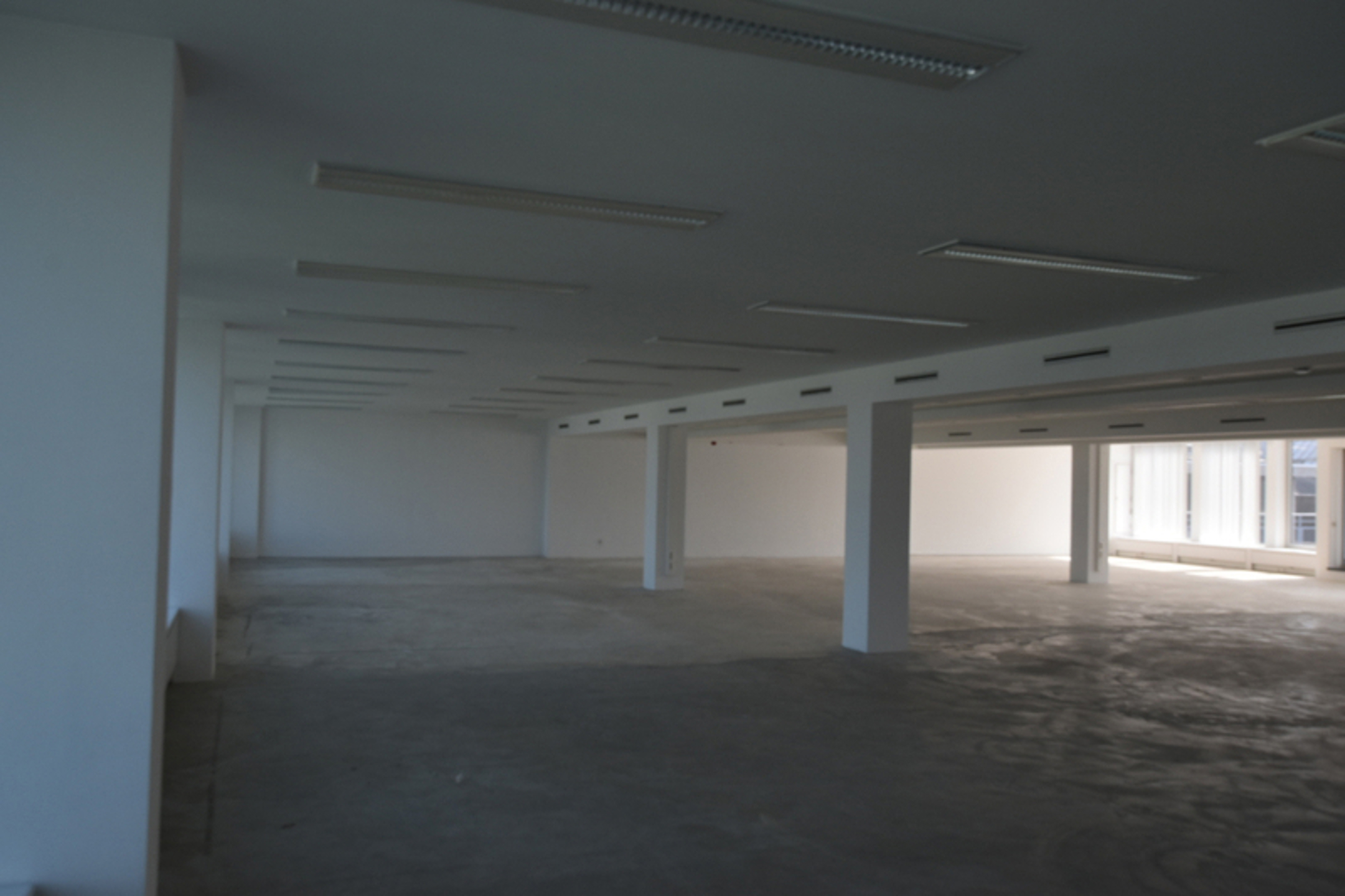 Kantoren te huur van 577 m²! - foto 1