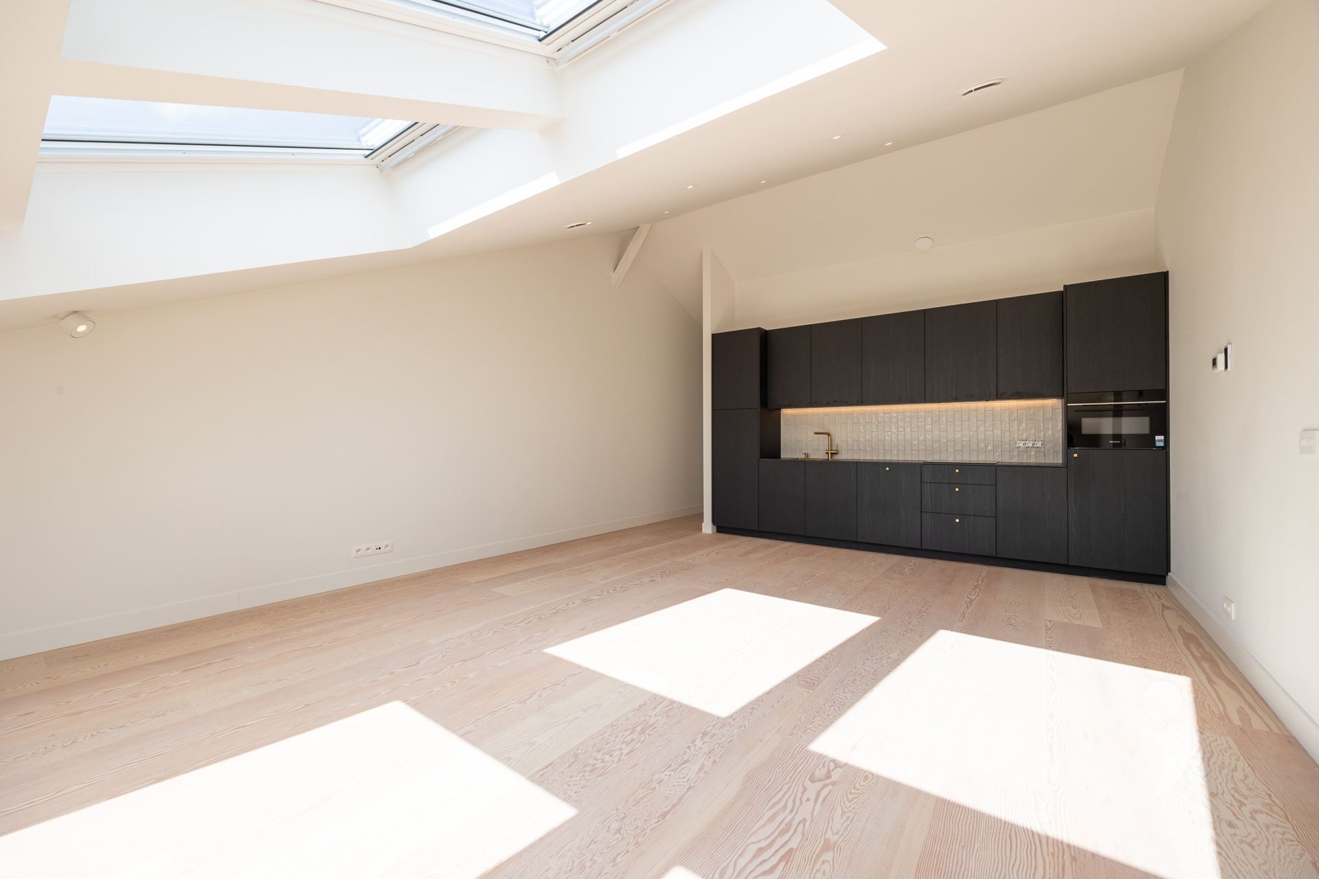 Exclusief gerenoveerd appartement op toplocatie in Leuven - foto 5