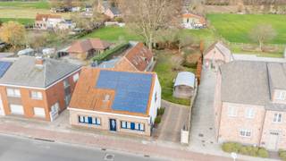 [[ DIT PAND NEEMT DEEL AAN DE ERA OPEN HUIZEN DAG OP 14/3 VAN 11:00 TOT 12:00 ]] Ligging &amp; indelingDeze ruime halfopen bebouwing is gelegen in de...