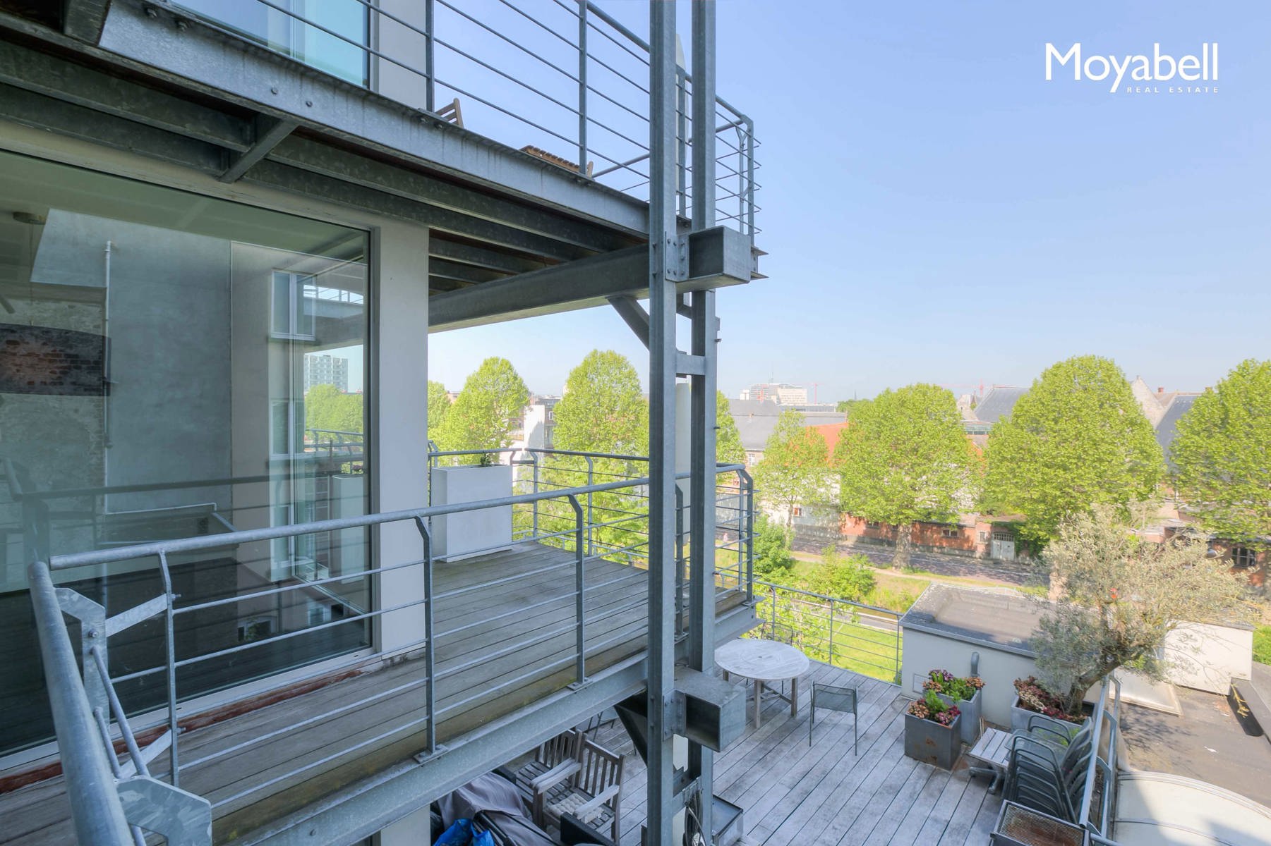 Exclusief waterfront appartement met prachtig zicht op de Bijlokesite - foto 2