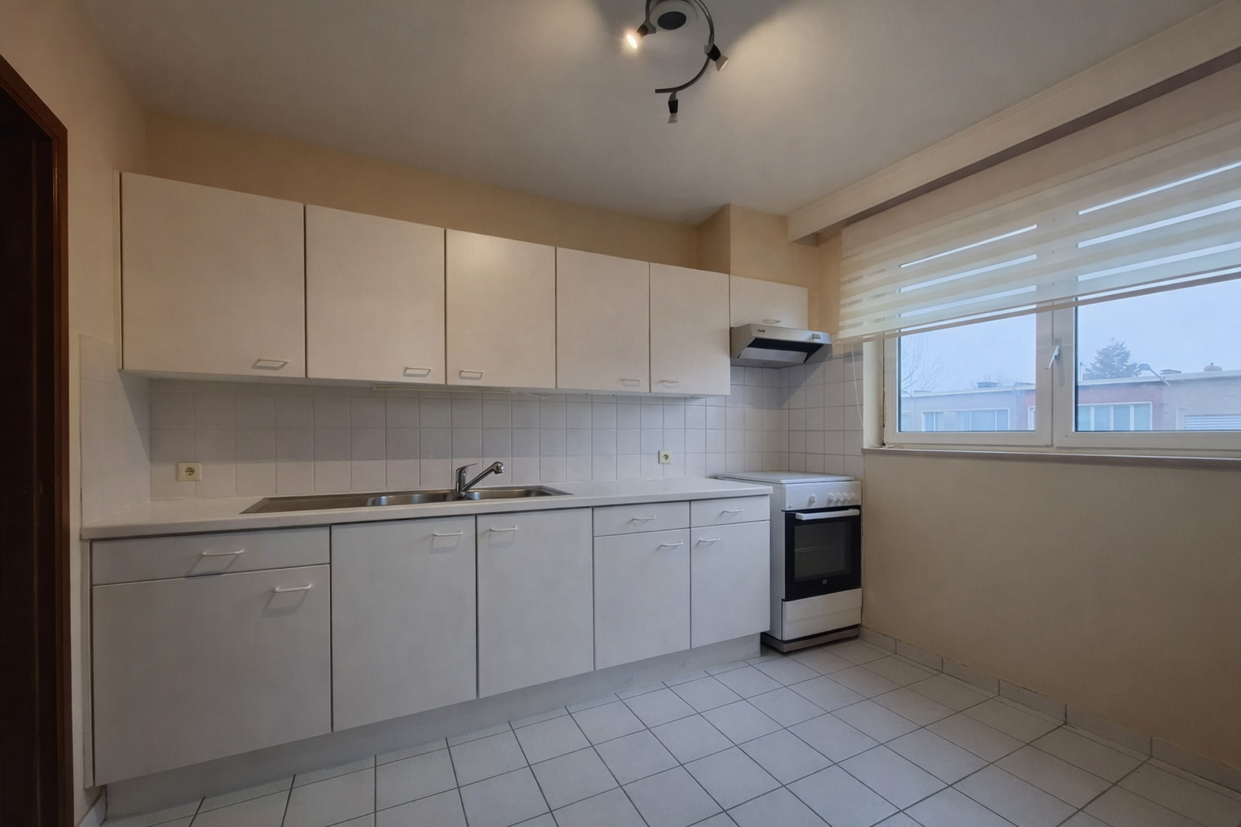 Ruim Appartement Met Binnen Parking! - foto 4