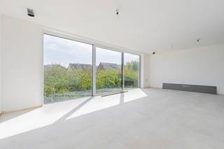 BEZOEKDAG ZONDAG 22/3 VAN 10U TOT 11U (enkel op afspraak!)DENDERHOUTEM - Deze prachtige nieuwbouwwoning (halfopen) kunt u vinden in een rustige...