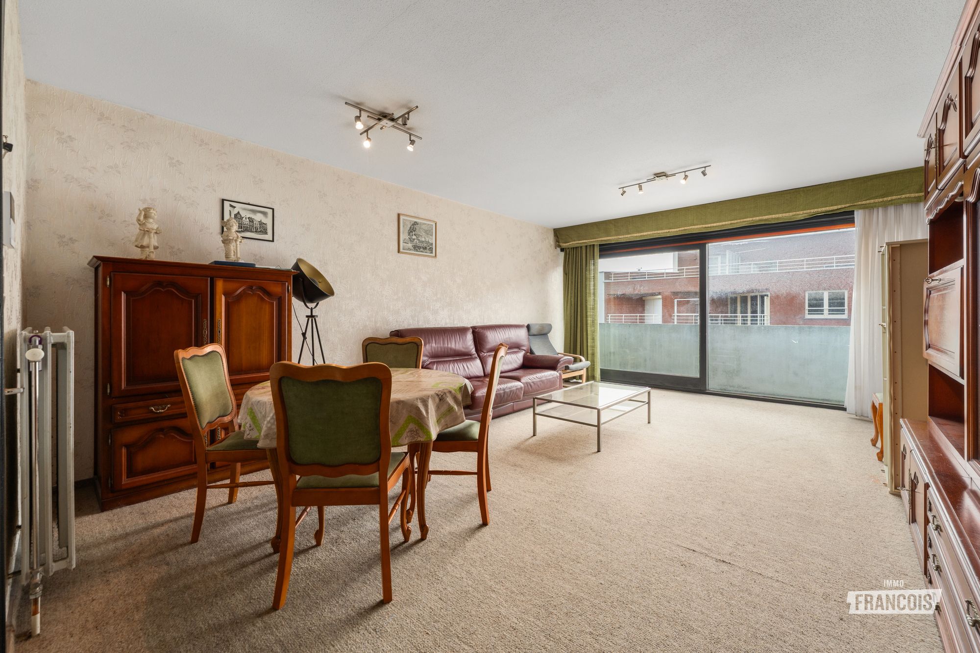 Ruim drieslaapkamerappartement te koop nabij het strand te Blankenberge - foto 3