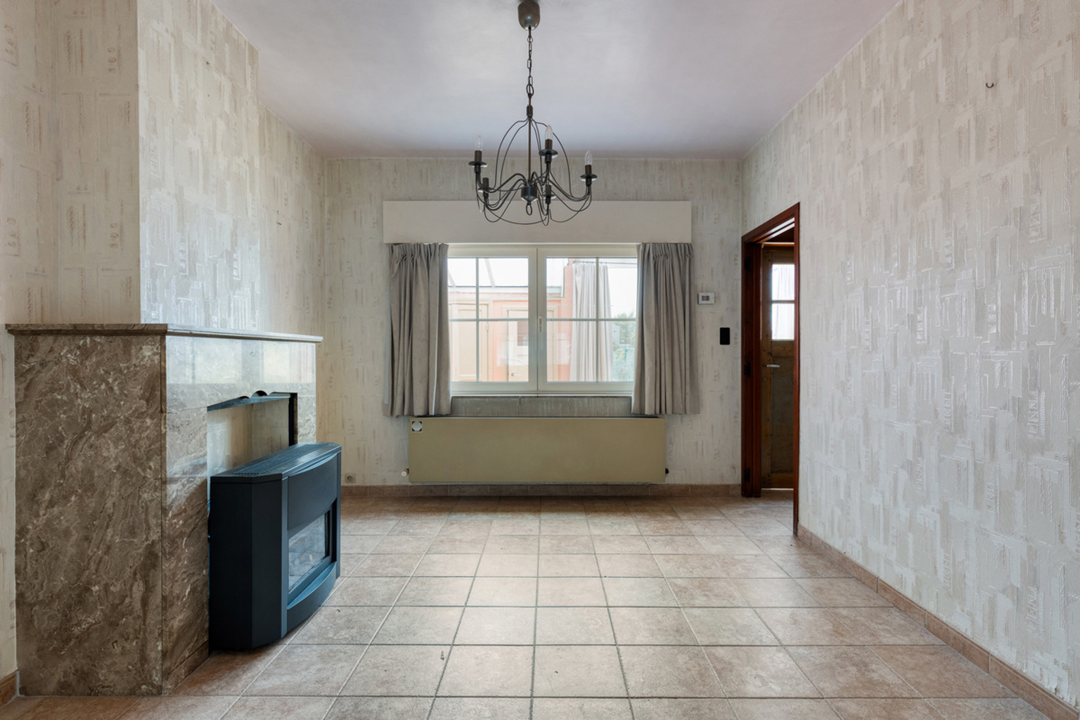 Te moderniseren, charmante tweegevelwoning met tuin - foto 5