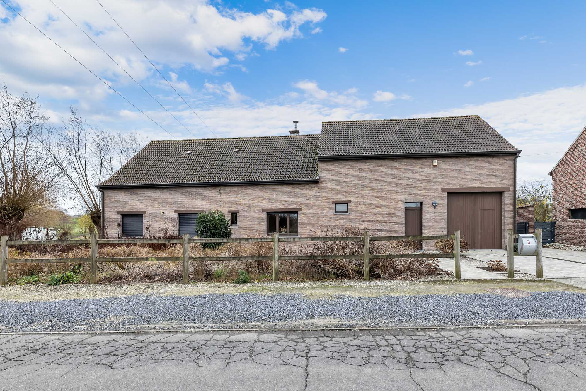 Ferme exclusive avec piscine intérieure et écuries - photo 5