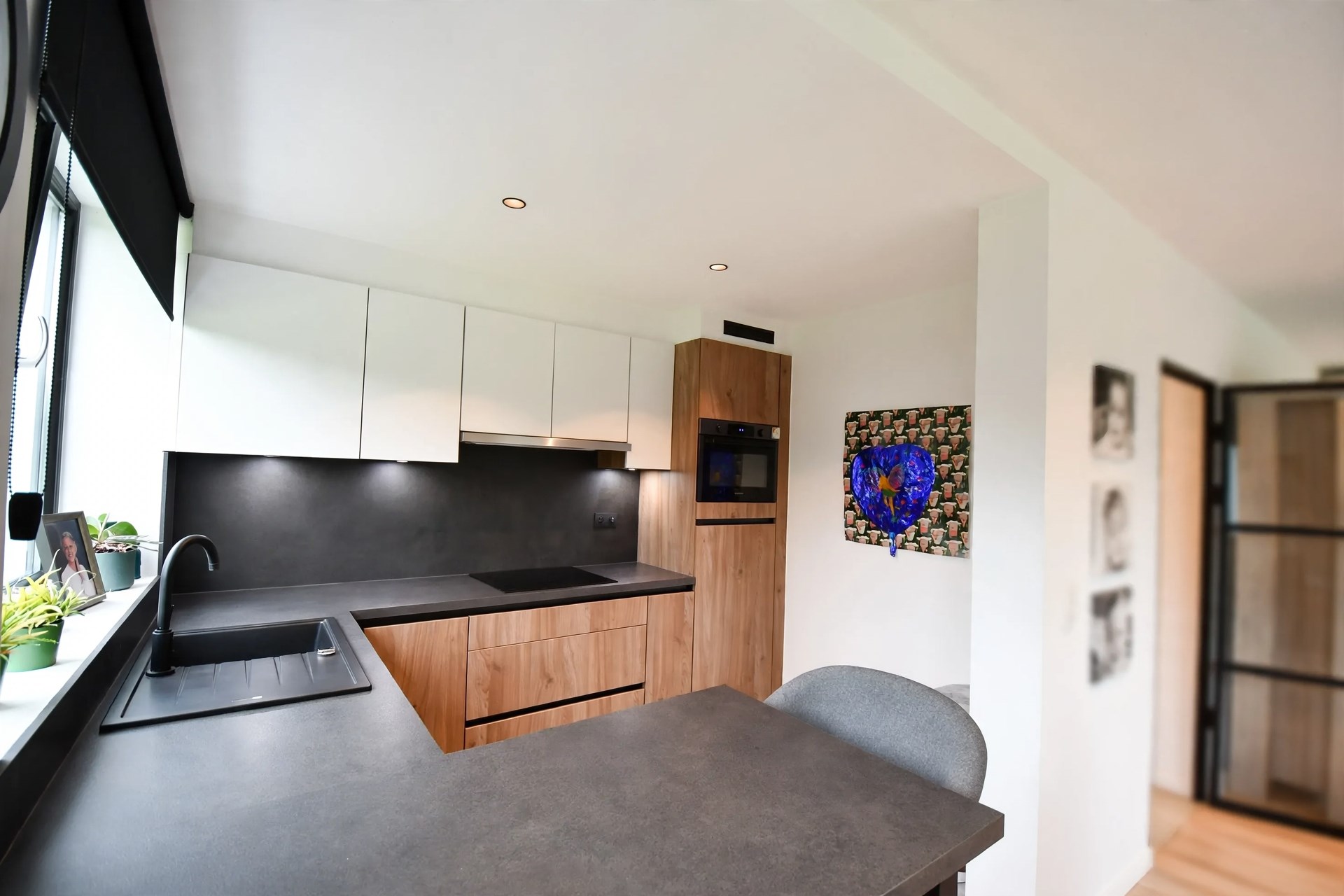 Apartment for rent in Sint-Niklaas with 2 bedrooms - photo 2