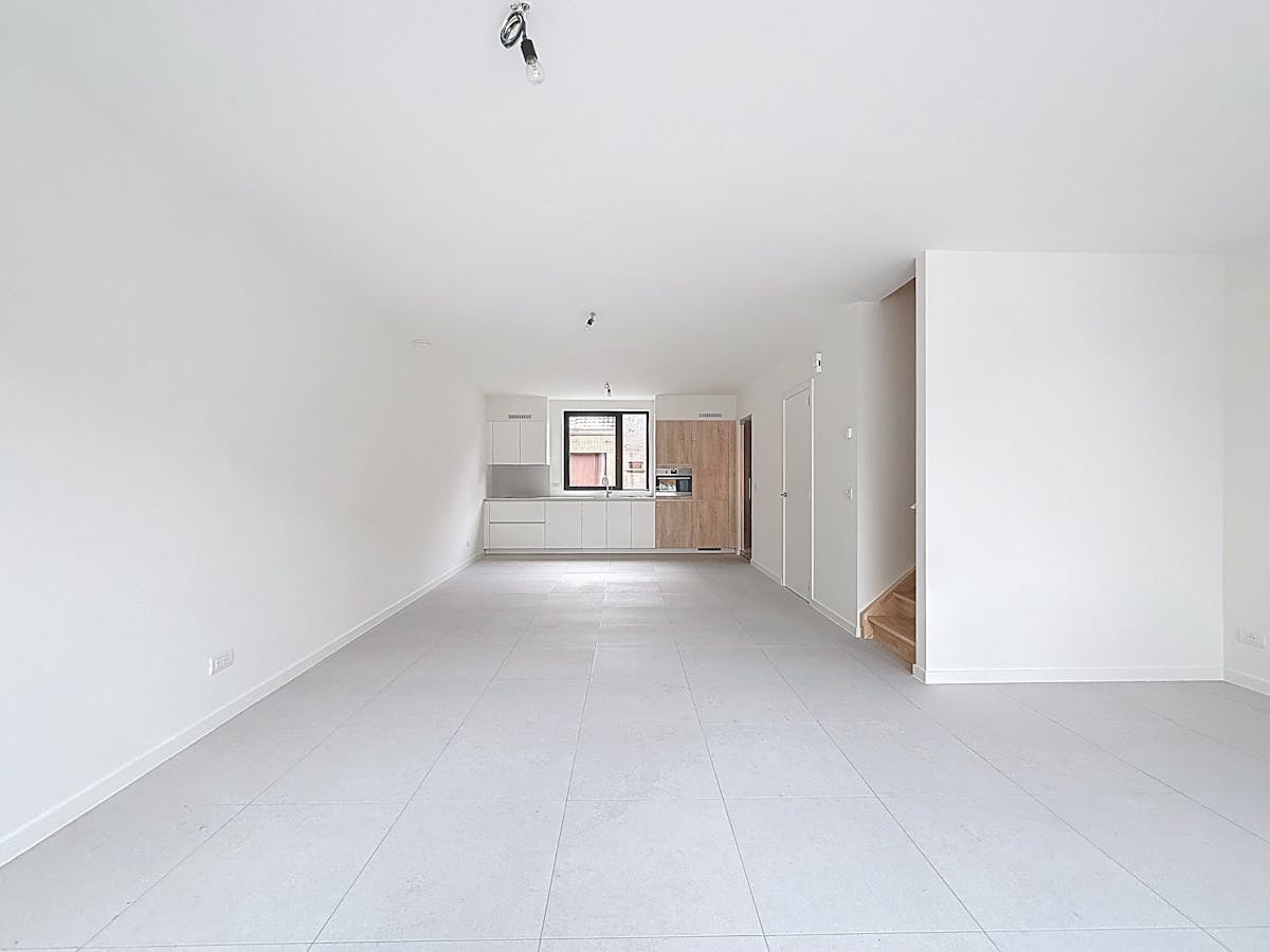 Ruime nieuwbouwwoning te huur in Deerlijk! - foto 5