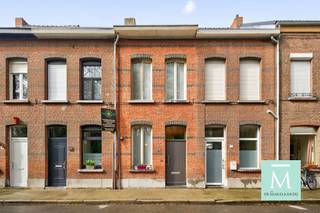 Uiterst verzorgde,leuke woning met 3 slaapkamers en super gezellig stadstuintje op toplocatie!Bent U op zoek naar een rustig gelegen en instapklare...