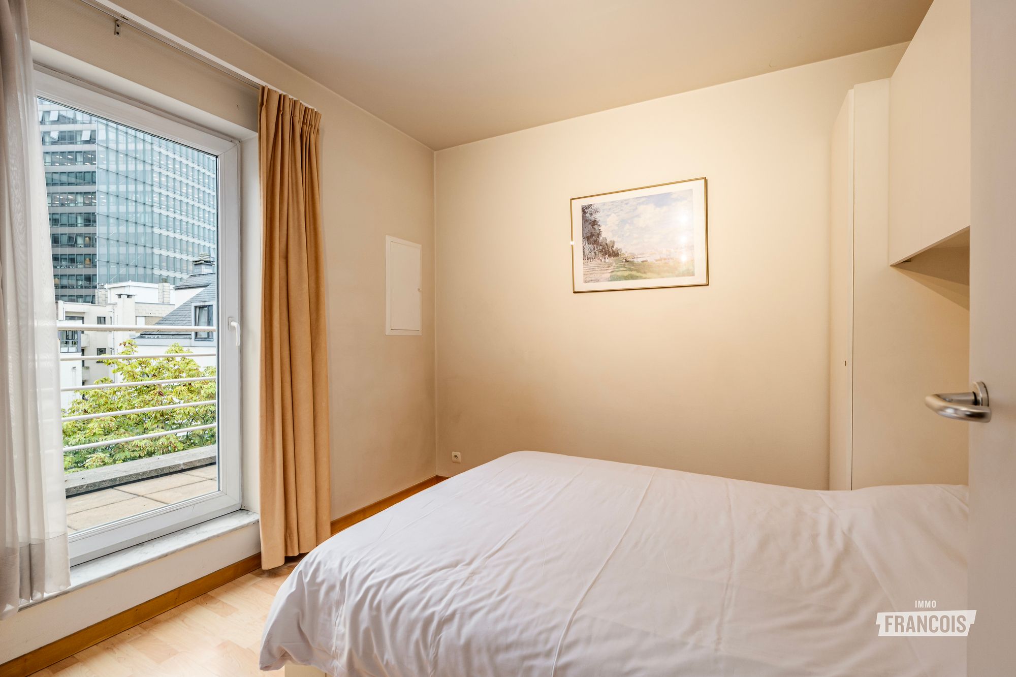 Instapklaar 1 slaapkamer te koop in de Europese wijk - foto 4