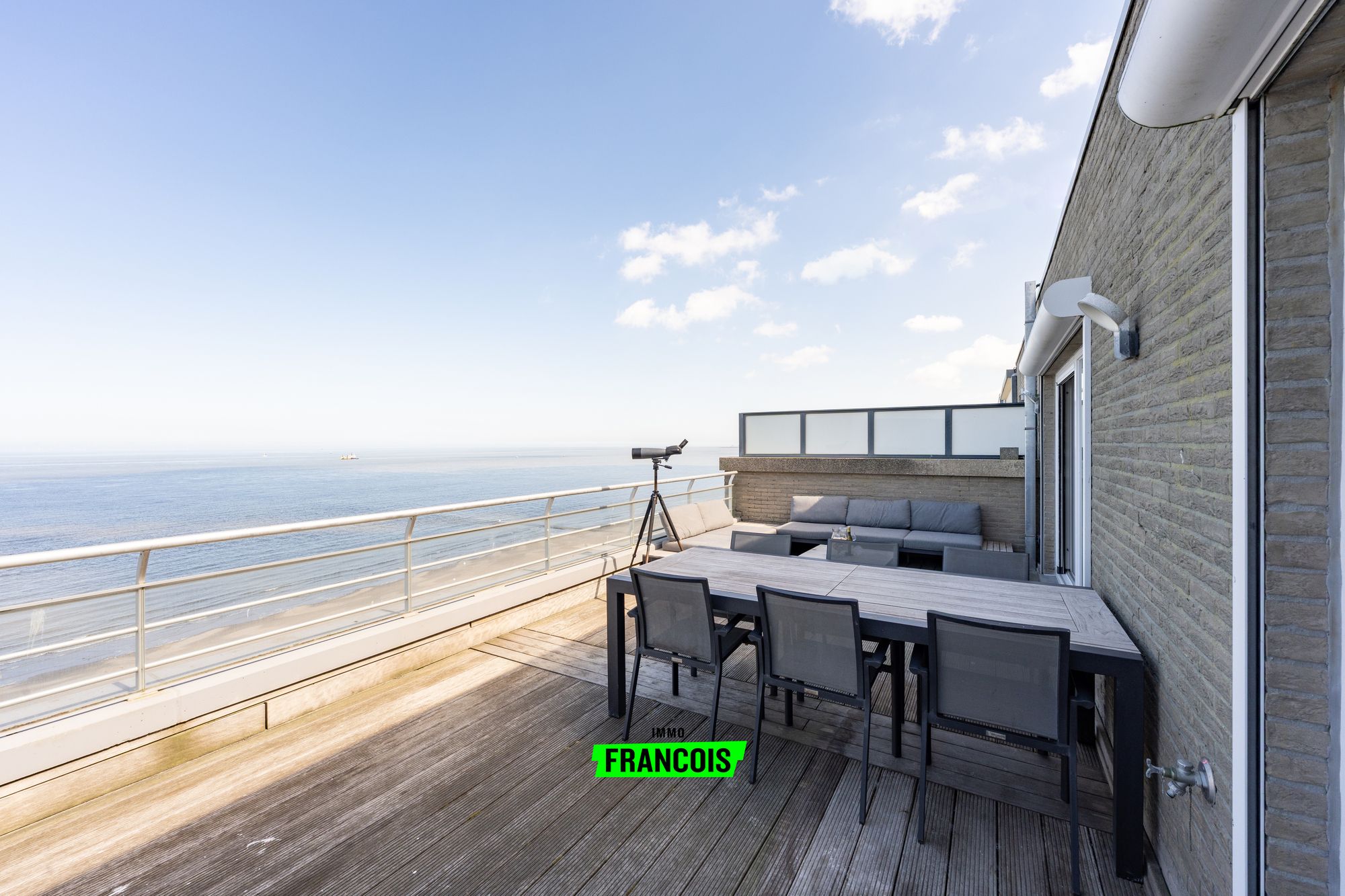 Uniek &amp; exclusief duplex-penthouse met 3 slaapkamers en panoramisch zeezicht, maatwerk en unieke indeling te Blankenberge - foto 4