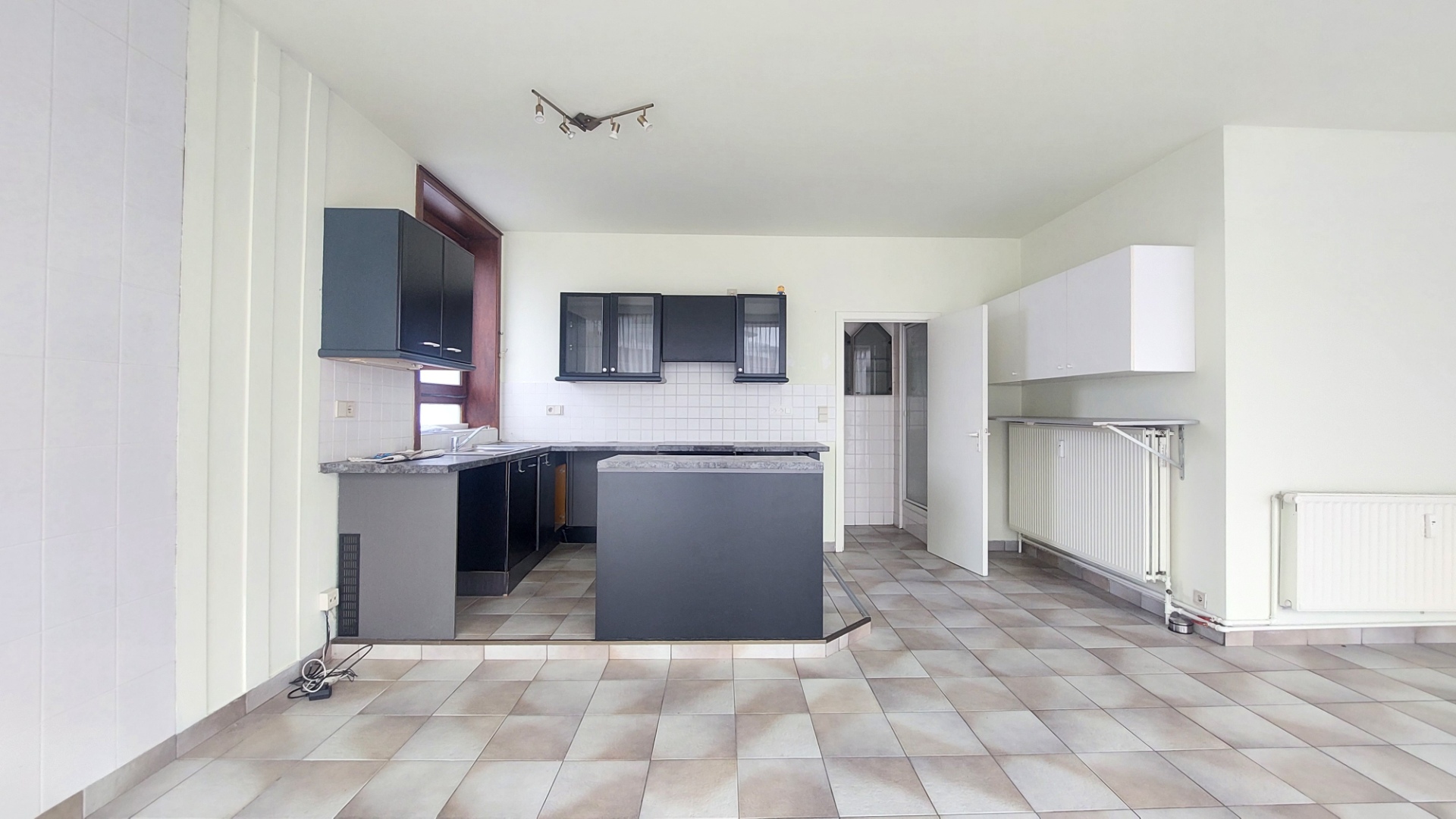 Gelijkvloers studio met slaaphoek te Bredene - photo 5