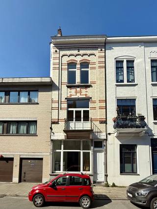 !!! COLOCATIE !!!1030 SCHAERBEEK (Monroselaan 19) dicht bij het Josaphatpark en de Rogierlaan en de EU-wijk, TREVI biedt verschillende gemeubelde...