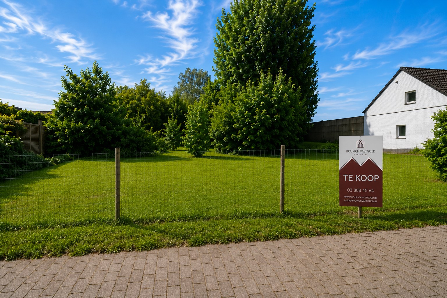 Te koop: Bouwgrond voor halfopen bebouwing (283 m²) met vergunning op toplocatie in Elversele (Temse)! - foto 1