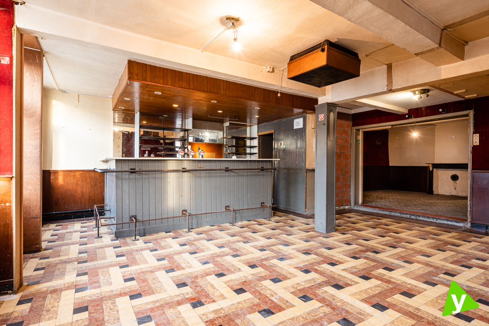 Investeringsproject te koop gelegen op de Markt van Eeklo - foto 2