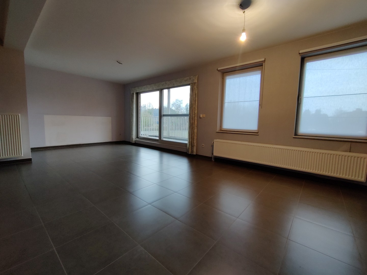 Prachtig, instapklaar appartement met 2 slaapkamers gelegen te centrum Geel - foto 4