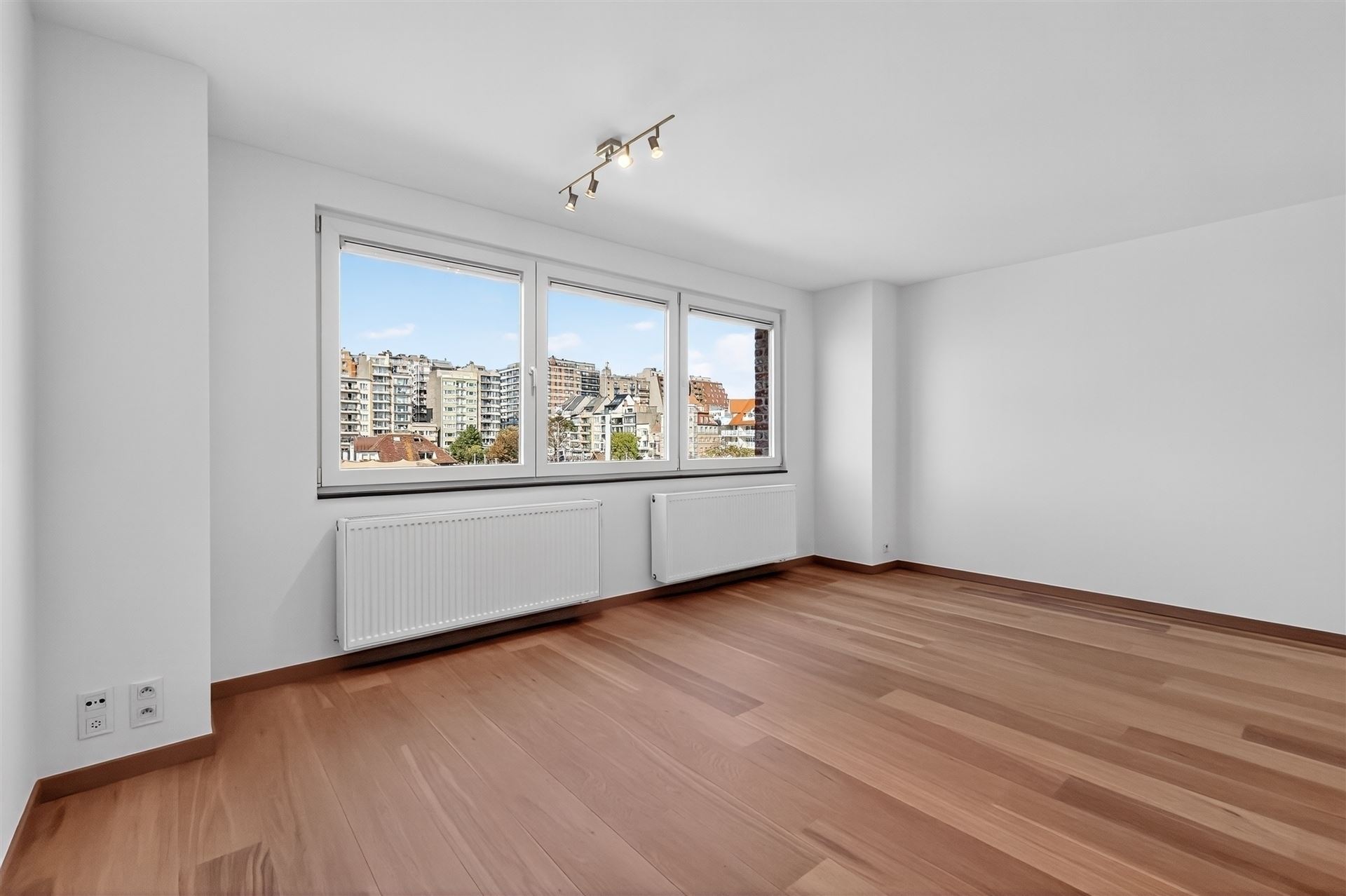 PORT / TERRASSE - photo 5