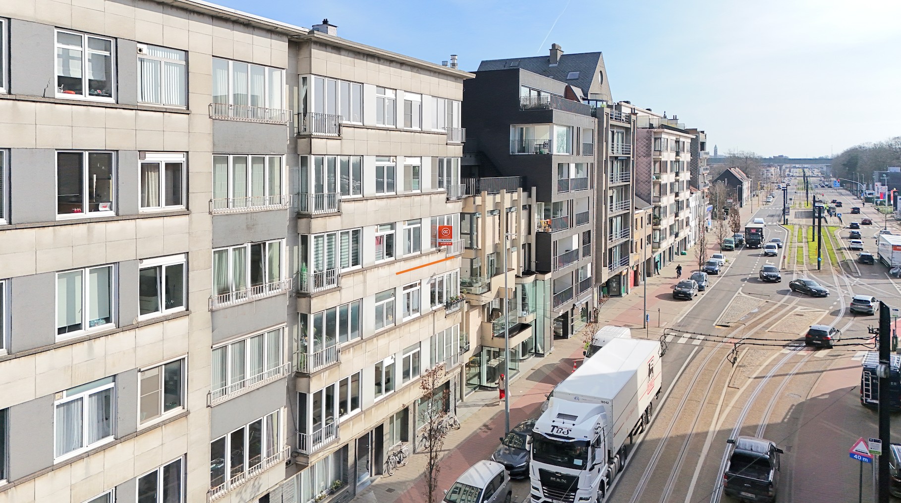 Instapklaar 2 slaapkamer appartement op centrale ligging - photo 2