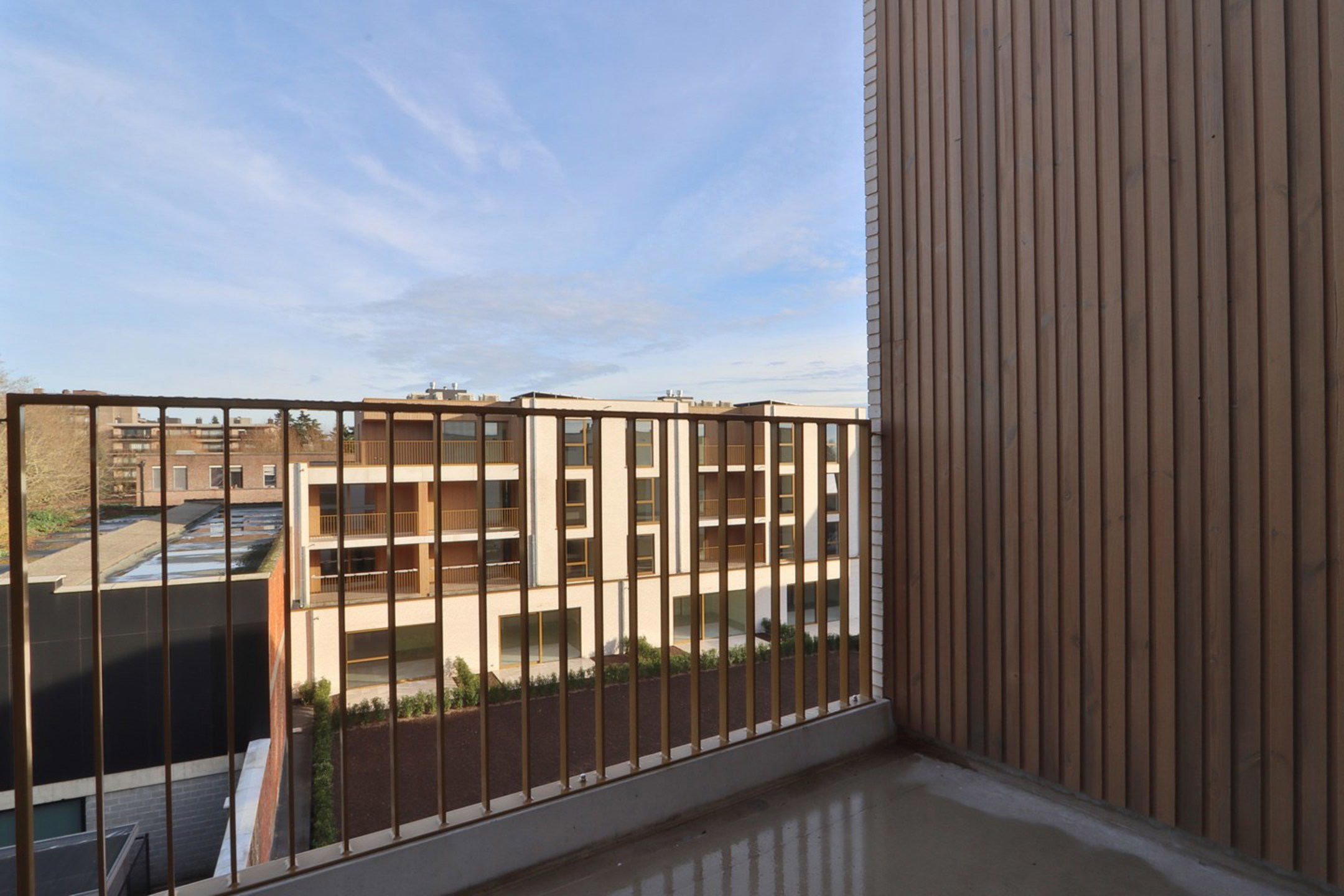 2 slpk BEN-appartement met terras en autostplts in Beveren!  - foto 4