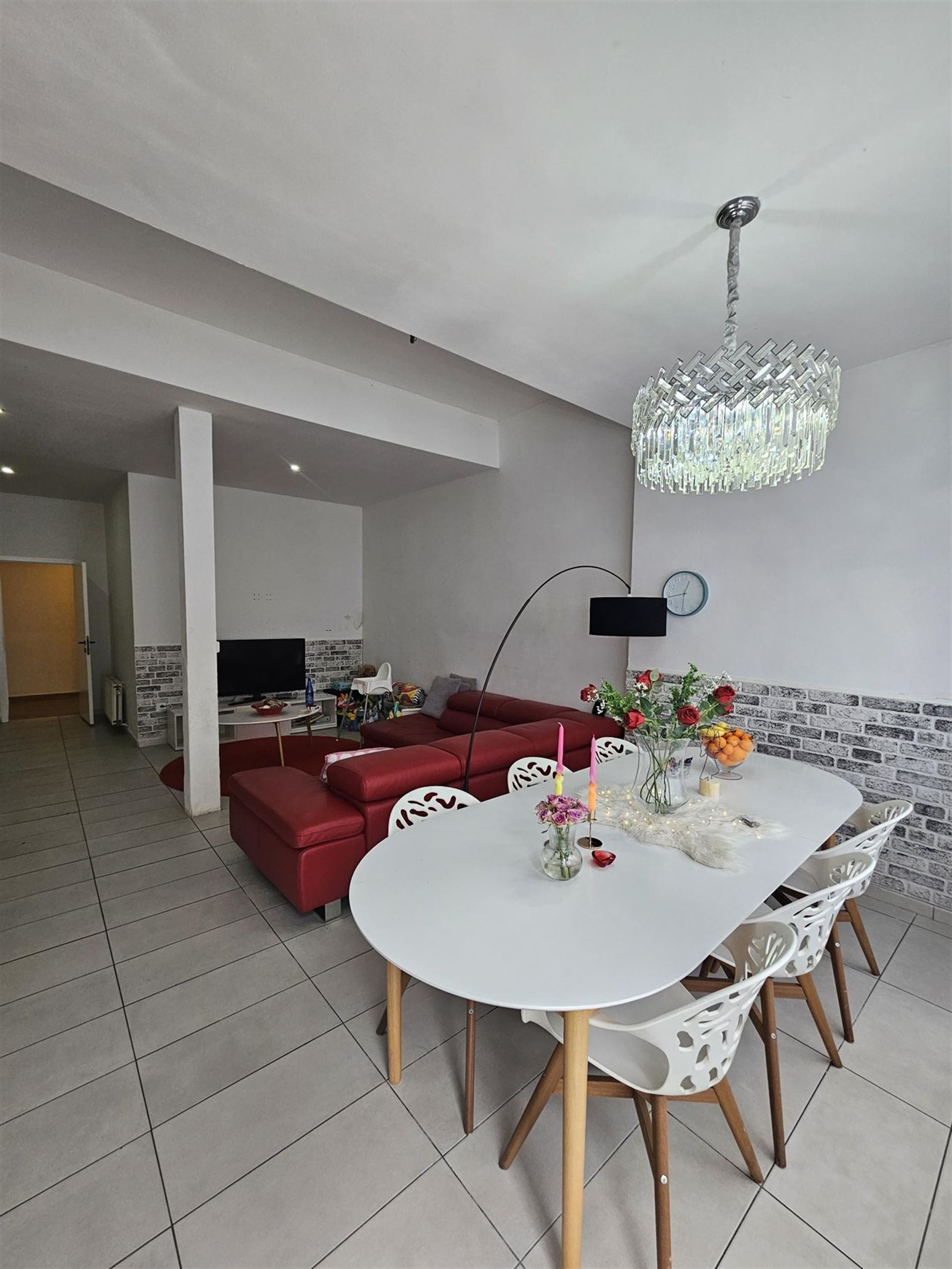 Woning ingedeeld in 3 appartementen - foto 3