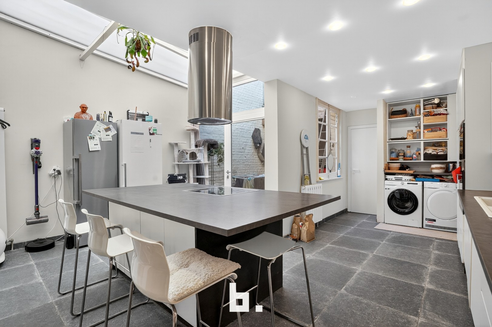 Gerenoveerde herenwoning te Ieper! - foto 4