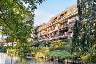 Wonen in het mooiste en grootste domein van Antwerpen en toch niet zelf instaan voor het onderhoud?  Eikendael, voor wie van rust en privacy...