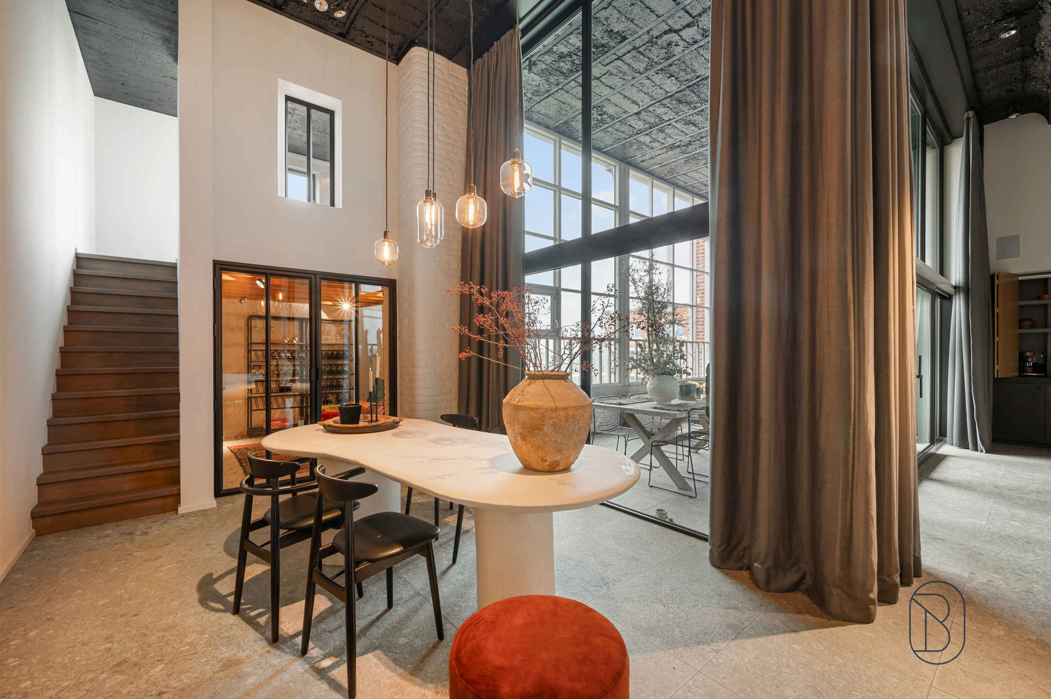Exclusieve loft van 225m2, met prachtig overdekt terras.  - foto 3