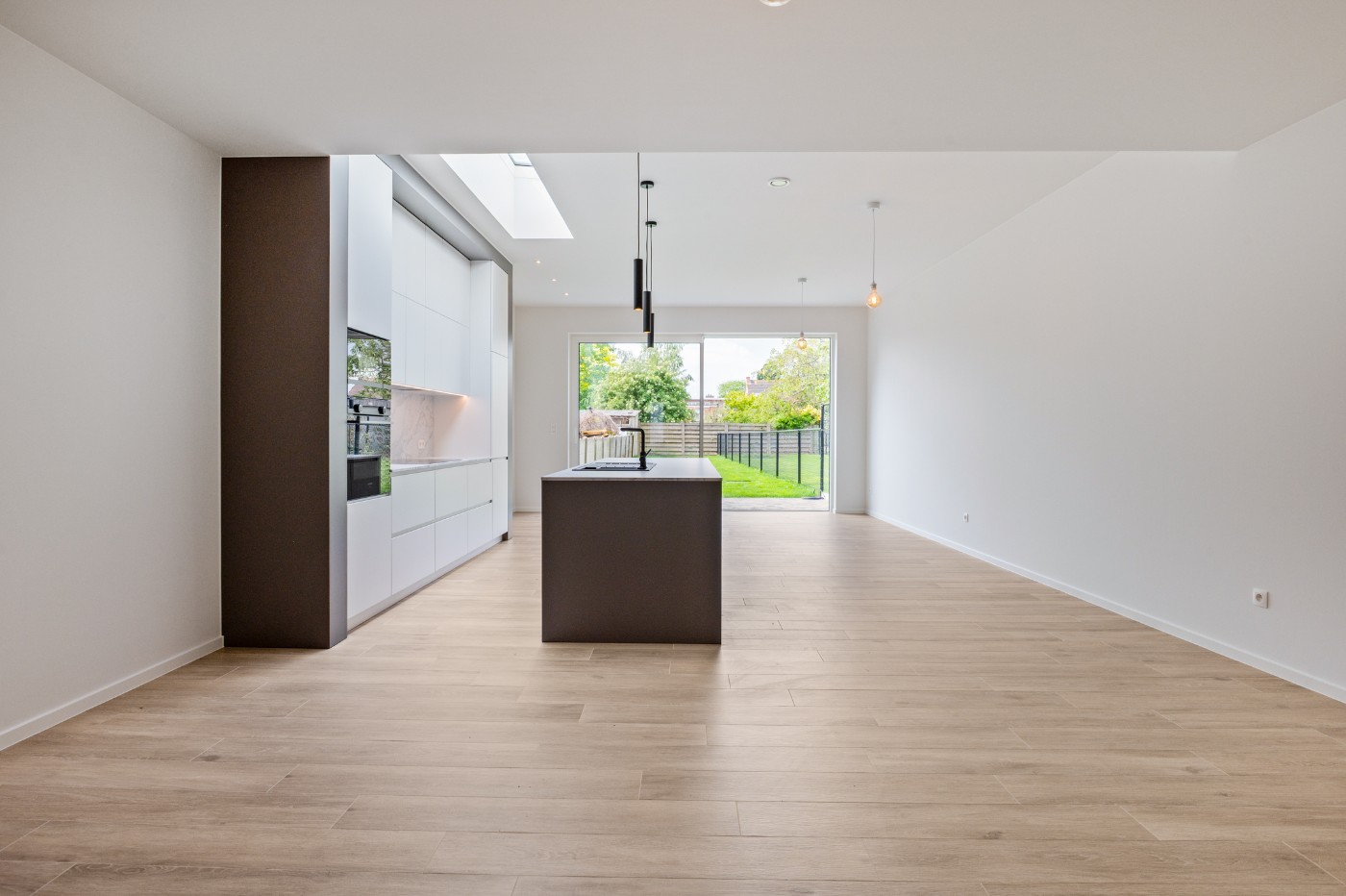 Ruime nieuwbouwwoning met 3 slpk., grote tuin en inpandige garage - foto 4