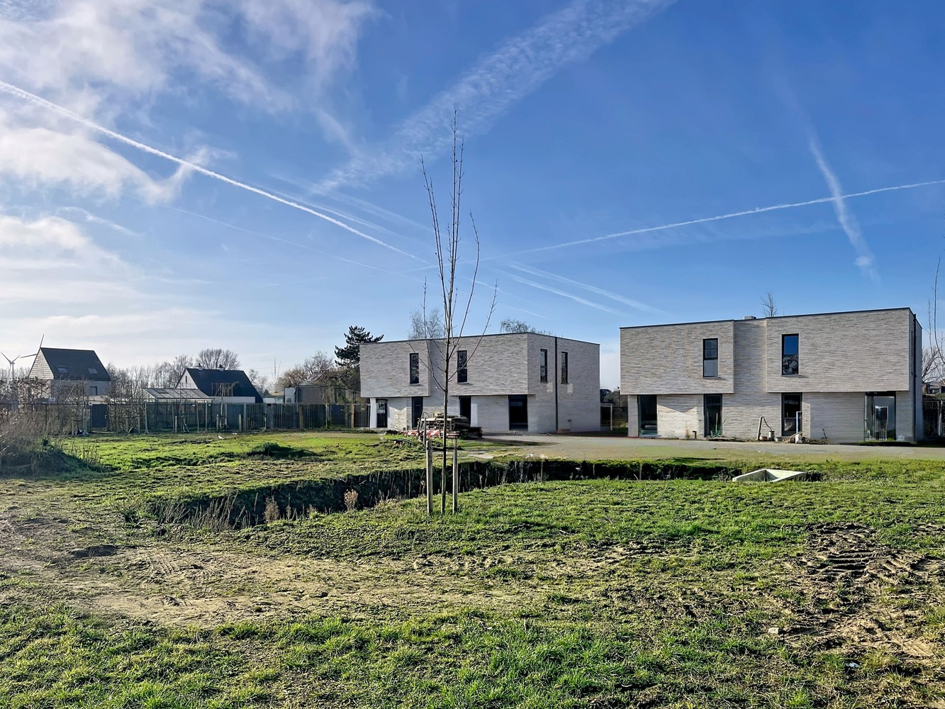 Nieuwbouw met 3 slpks en 2 aangelegde parkeerplaatsen - foto 5