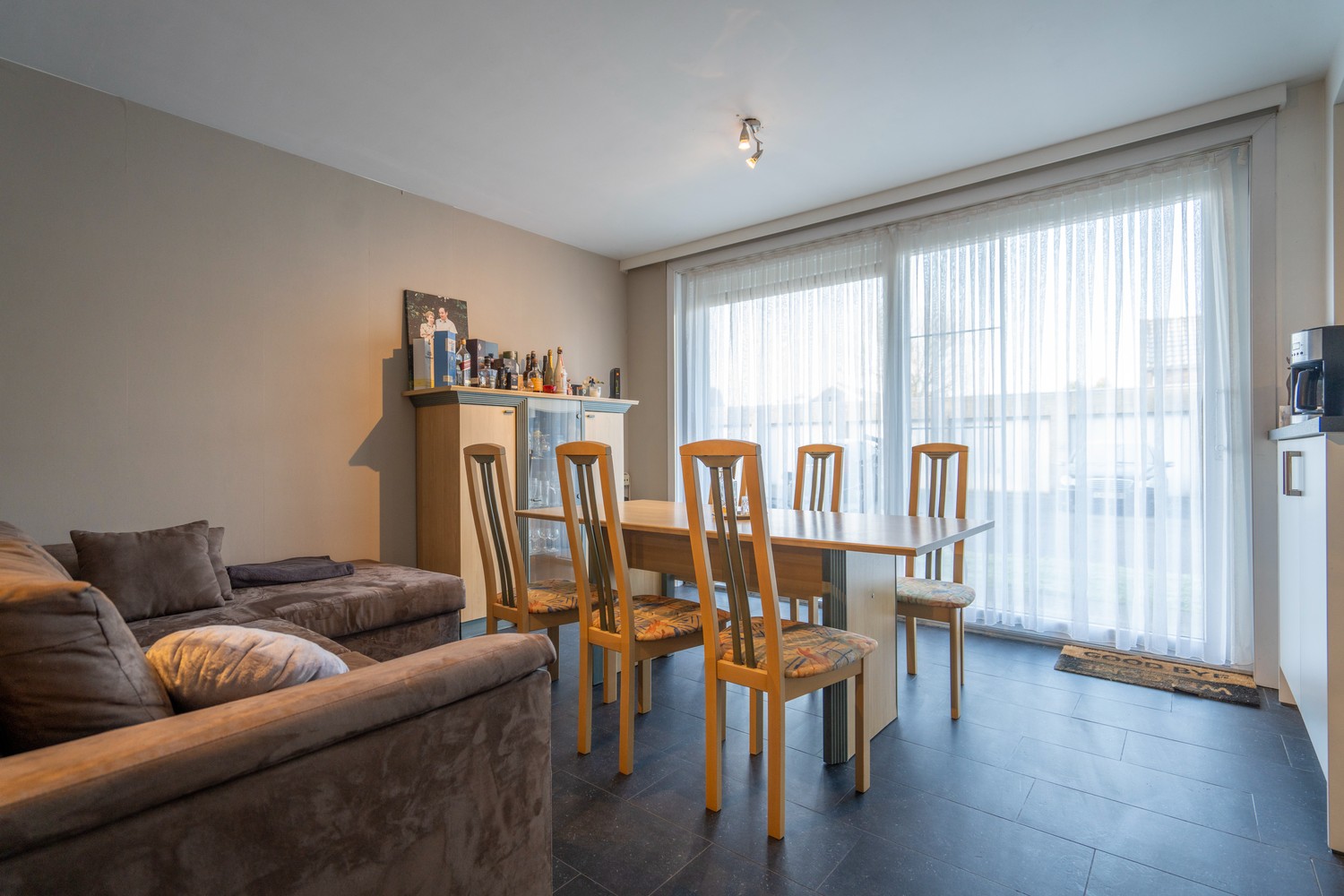 GELIJKVLOERS APPARTEMENT - foto 3