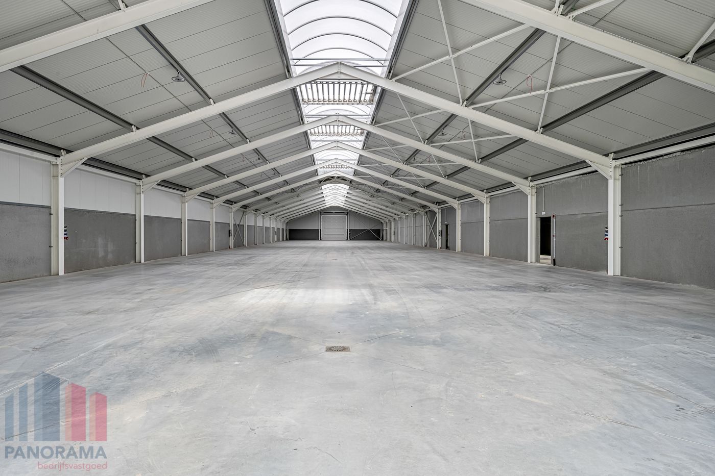 Hoogwaardig nieuwbouwmagazijn met ruim buitenterrein op vlot bereikbare locatie - foto 4