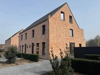 Recente BEN-woning met 4 slaapkamers te huur in Gierle, afgewerkt met zeer kwaliteitsvolle materialen. Op een grondoppervlakte van 2500 m2 werden de...