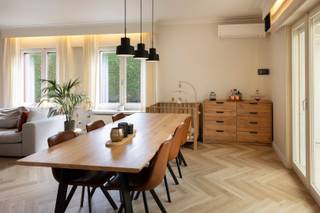 In de www.stasegemsesteenweg178.be (url kopiëren en plakken indien doorklikken niet lukt) in Harelbeke stellen we jou graag deze mooie woning voor. De woning werd destijds heel kwalitatief gebouwd, goed onderhouden en wanneer nodig gerenoveerd. Twee jaar terug kocht Thomas de woning en zo kreeg de woning een hedendaagse touch. Nu hij samen met z'n gezinnetje verhuist naar z'n roots komt de woning terug te koop. Er zijn 4 slaapkamers, een lichtrijke living, mooie keuken, voldoende berging, dubbele garage en een onderhoudsvriendelijke tuin. En het natuurdomein de Gavers ligt om de hoek!<br /><br />HOMERUN: Op zondag 4 oktober ben je van harte welkom op de Homerun van deze woning. Via www.stasegemsesteenweg178.be kan je een afspraak inplannen. Eveneens via de website verneem je veel meer, zoals een uitgebreide omschrijving, foto's, 360° rondgang, documenten, … <br /><br />KICK-OFF PRIJS: De vermelde prijs is een Kick-Off prijs waarop een eenmalig bod kan uitgebracht worden (zowel boven als onder de Kick-Off prijs). Dankzij het kwaliteitslabel van Henry Houser ben je zeker dat de biedingen correct verlopen zonder dat er een opbodspel gehouden wordt!<br /><br />EXTRA BEZOEK: Mocht je op 4/10 niet vrij zijn, geef dan gerust een belletje om een afspraak in te plannen op een ander moment. En wees gerust ... iedereen, van de eerste tot de laatste bezoeker, heeft evenveel kans om een eenmalig bod uit te brengen! <br /><br />Groeten, Hendrik